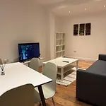 Stylish Modern Apartment