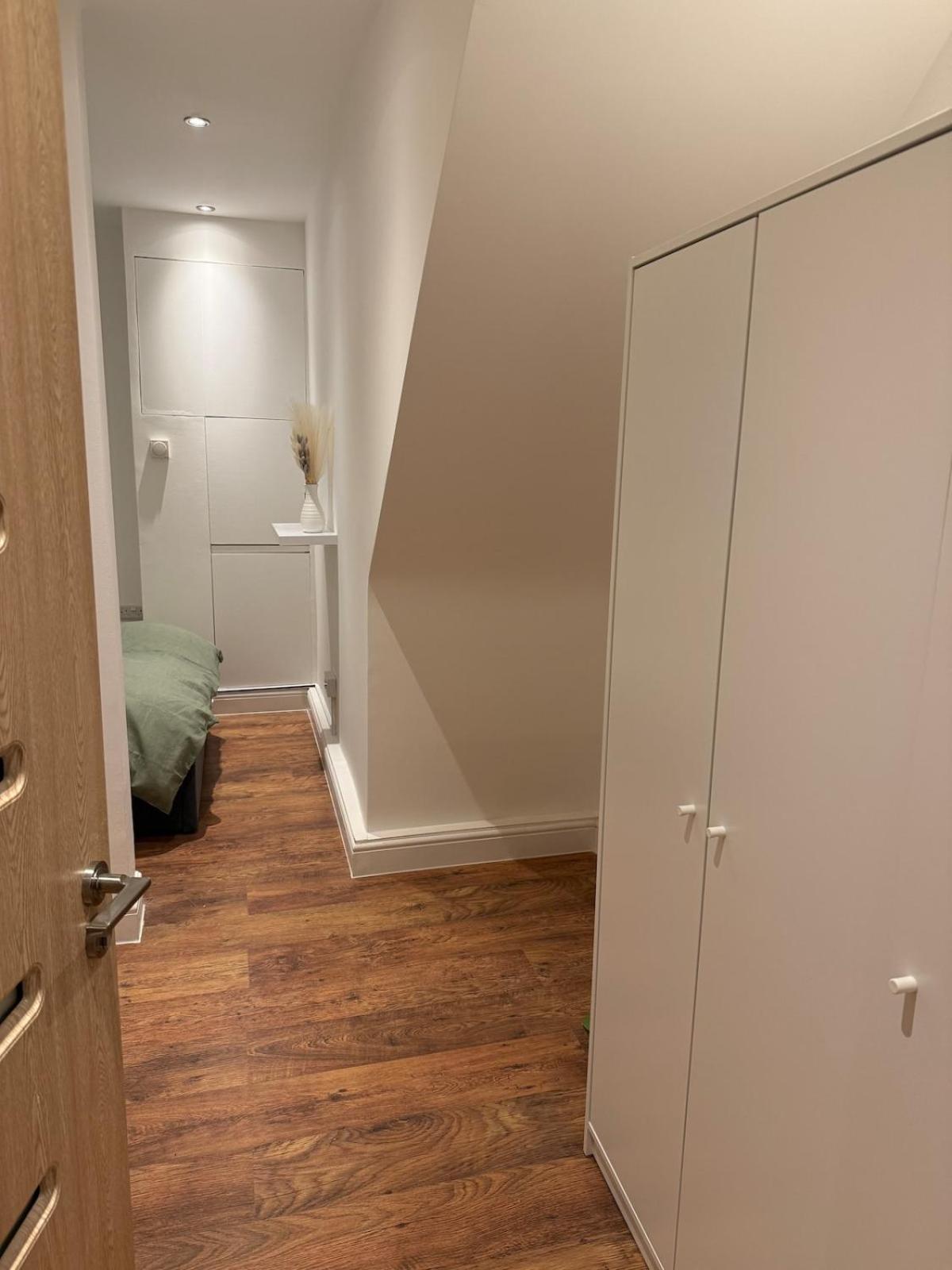 Stylish Modern Apartment London